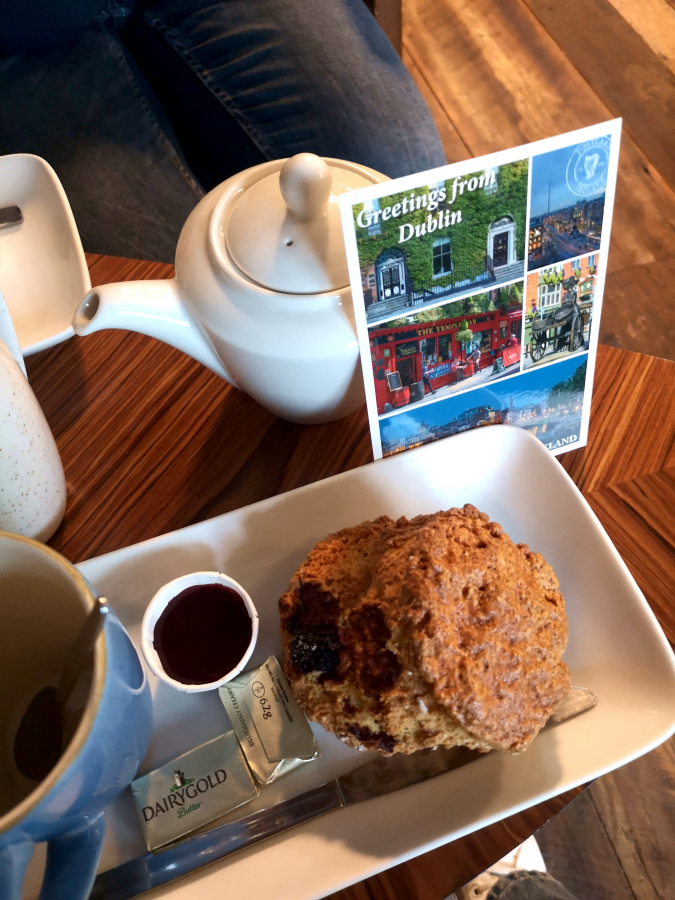 breakfast (continental)