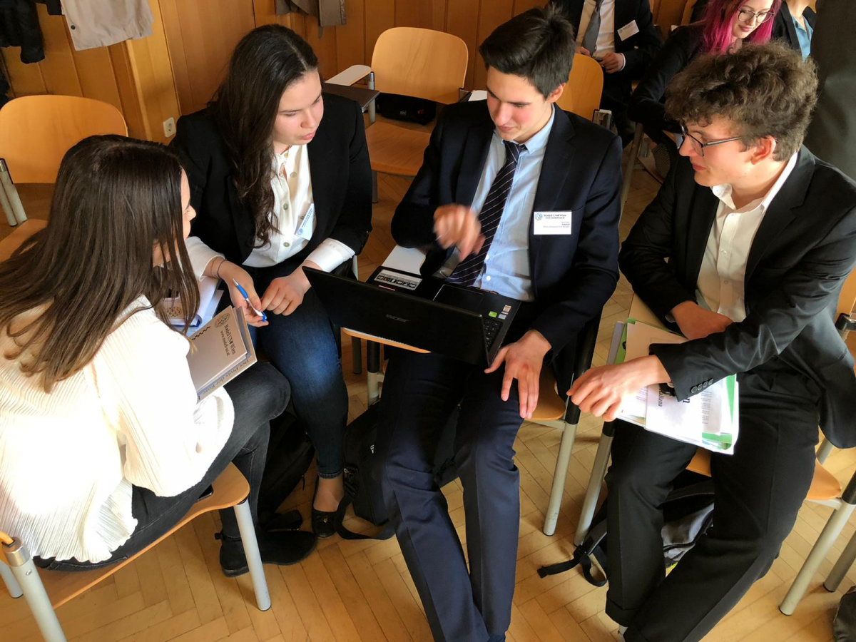 Schüler diskutieren