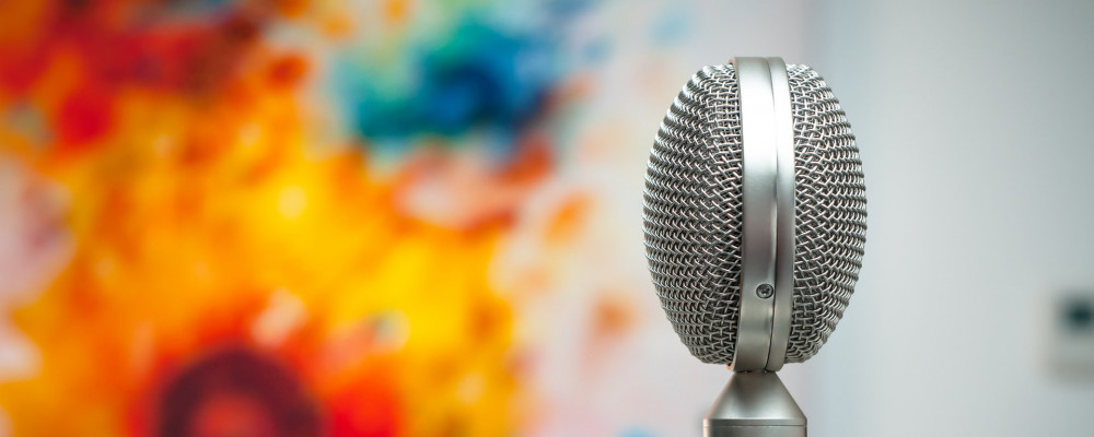 Microphone, Press